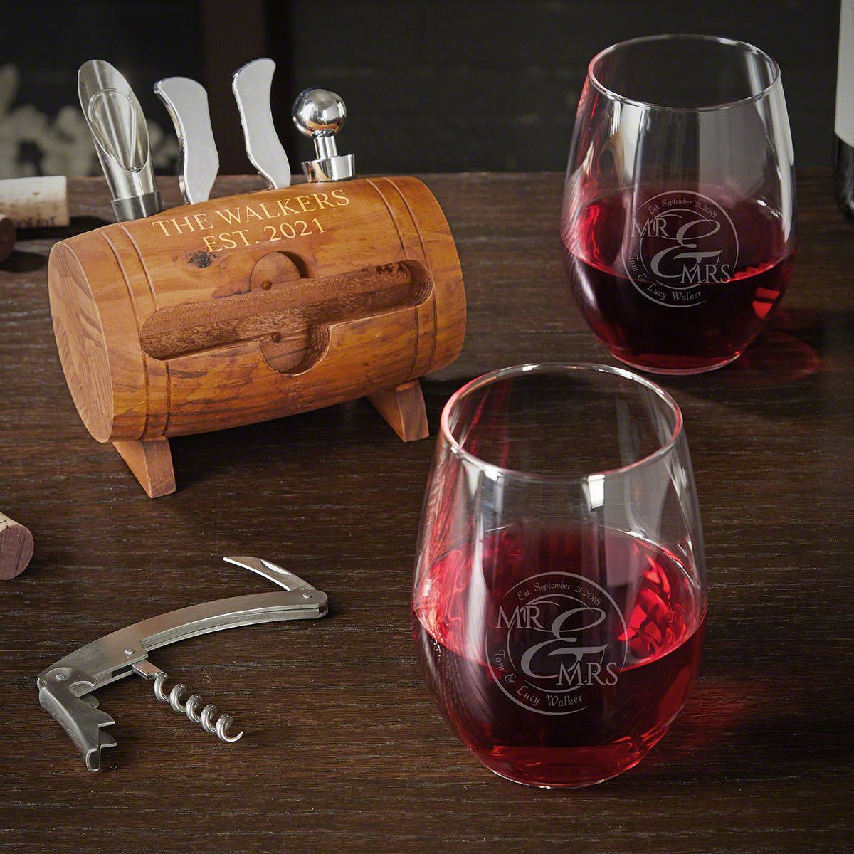 https://images.homewetbar.com/media/catalog/product/8/7/8775-when-love-comes-together-stemless-wine-glasses-with-barrel-up-8-13.jpg?store=default&image-type=image