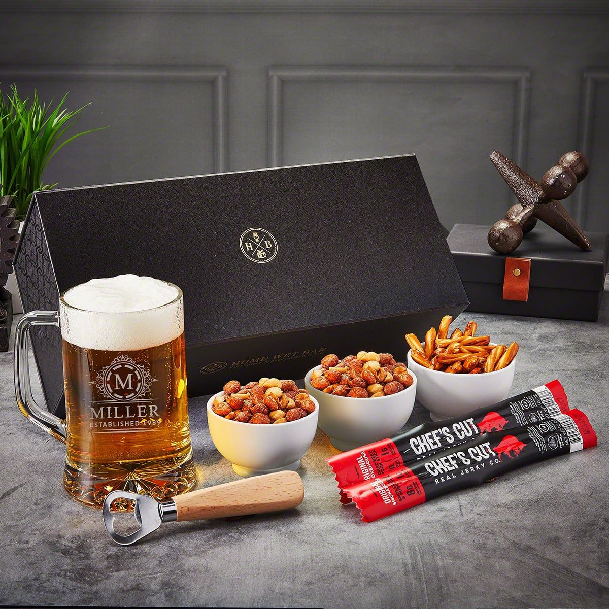 Craft Beer Gift Box - 8pc Beer Gifts for Men Gift Basket Beer Lover Gift - Home Wet Bar