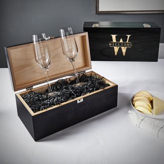 https://images.homewetbar.com/media/catalog/product/p/e/personalized-champagne-flutes-spiegelau-oakmont-box-set_s_9819.jpg?store=default&image-type=image&tr=w-330