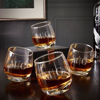 https://images.homewetbar.com/media/catalog/product/r/o/roly-poly-rocking-whiskey-glasses-set-quinton-p-10724_1_.jpg?store=default&image-type=image&tr=w-330