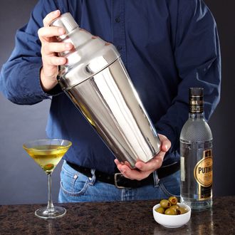 https://images.homewetbar.com/media/catalog/product/w/-/w-giant-cocktail-shaker-182173.jpg?store=default&image-type=image&tr=w-330